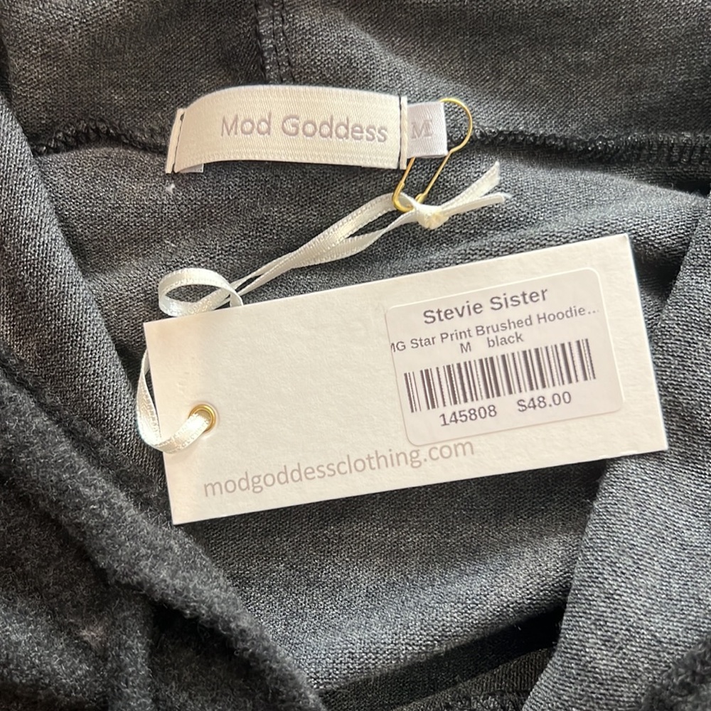 Mod Goddess Sweatsuit - Picture 5 of 6